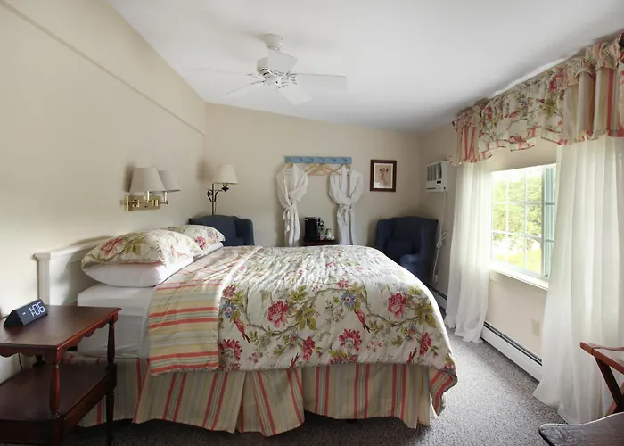 Coho Inn & Motor Lodge